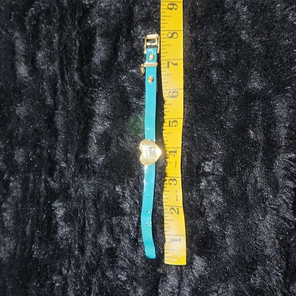 Choose Juicy Buckle Wrap Bracelet - Picture 4 of 7